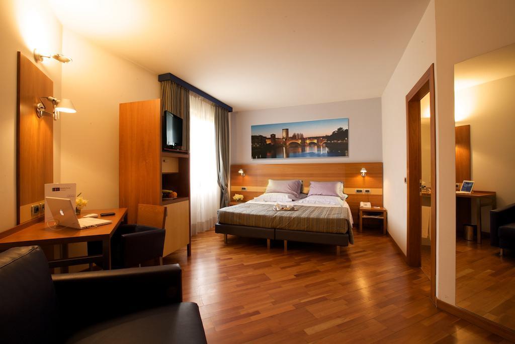 Western Fiera 4*